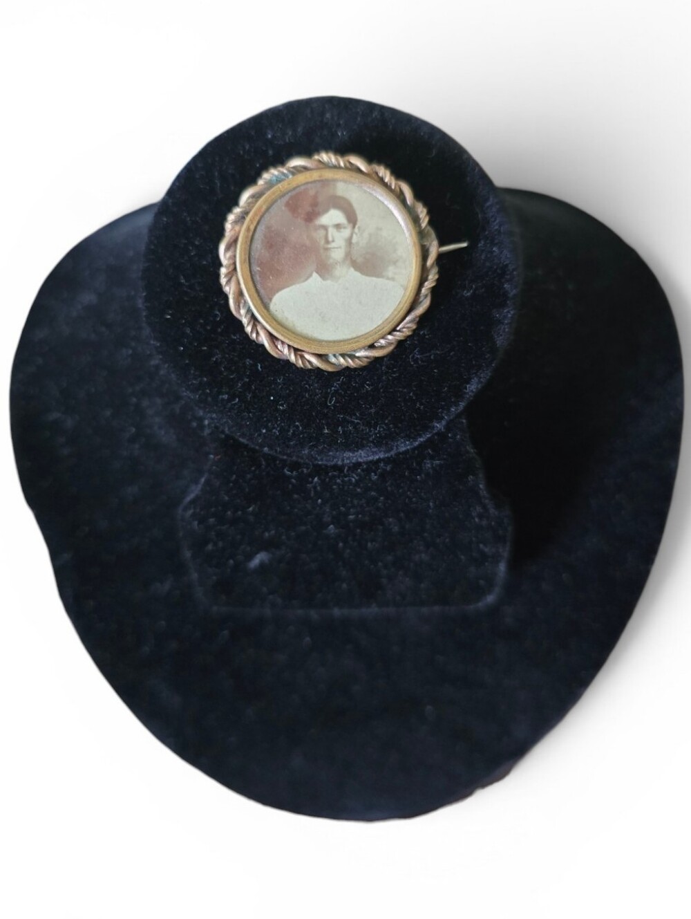 Vintage Mourning Brooch